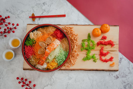 Yee Sang with Lobster Meat, Abalone & Mixed Fruits ★